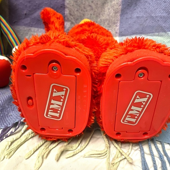 TICKLE ME ELMO Vintage TMX 10th ANNIVERSARY French  Version  Works perfectly - Picture 7 of 9